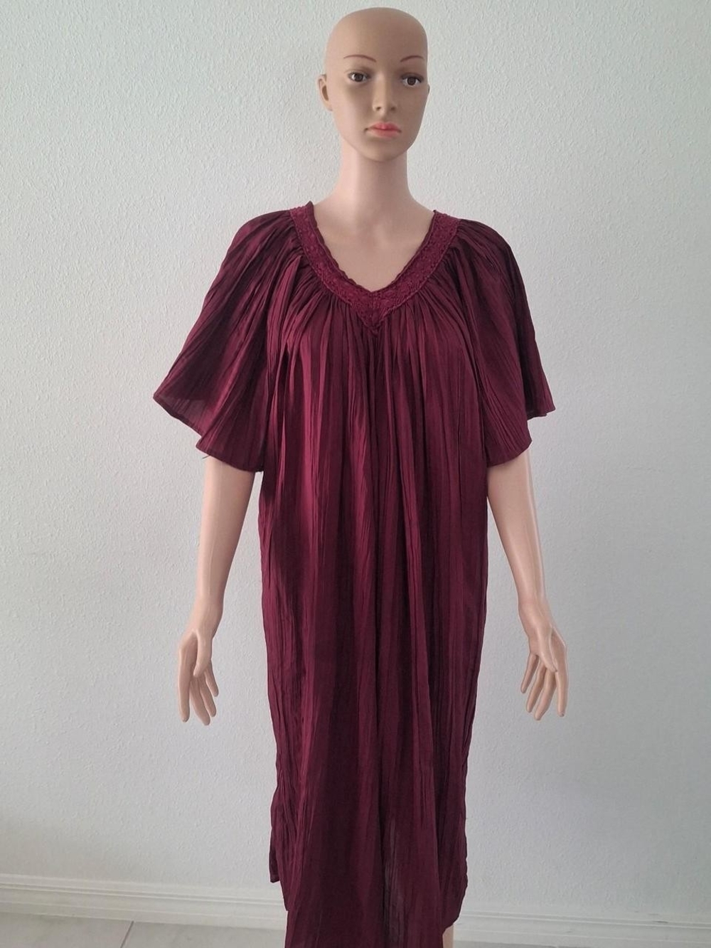 Bobbie Brooks Burgundy Pleated V-Neck Maxi Dress